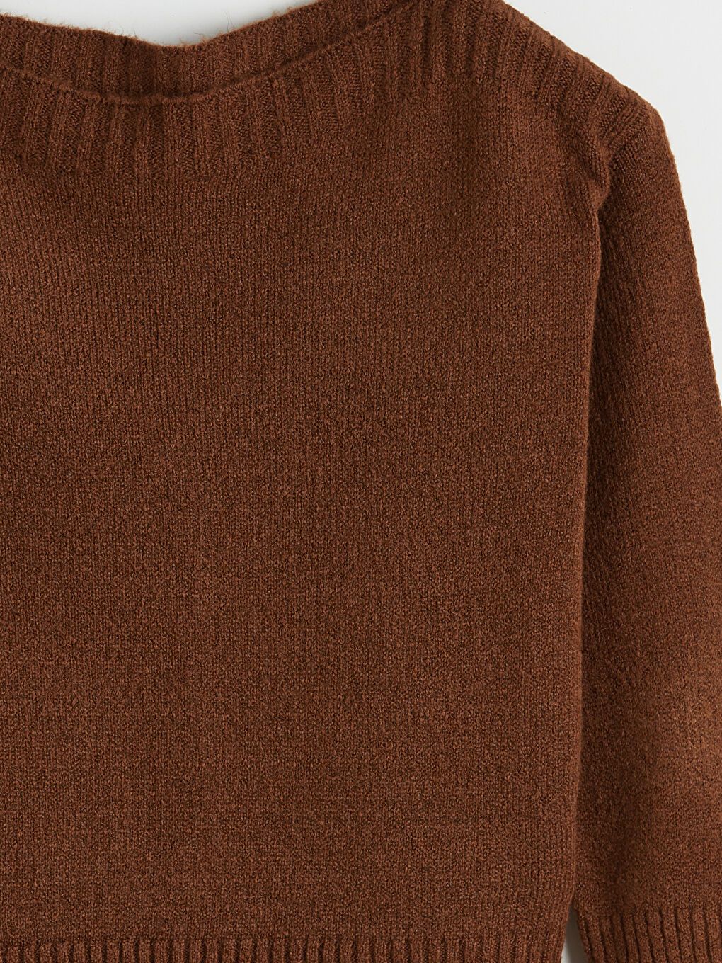 Kahverengi Kayık Yaka Kadın Triko Kazak-1