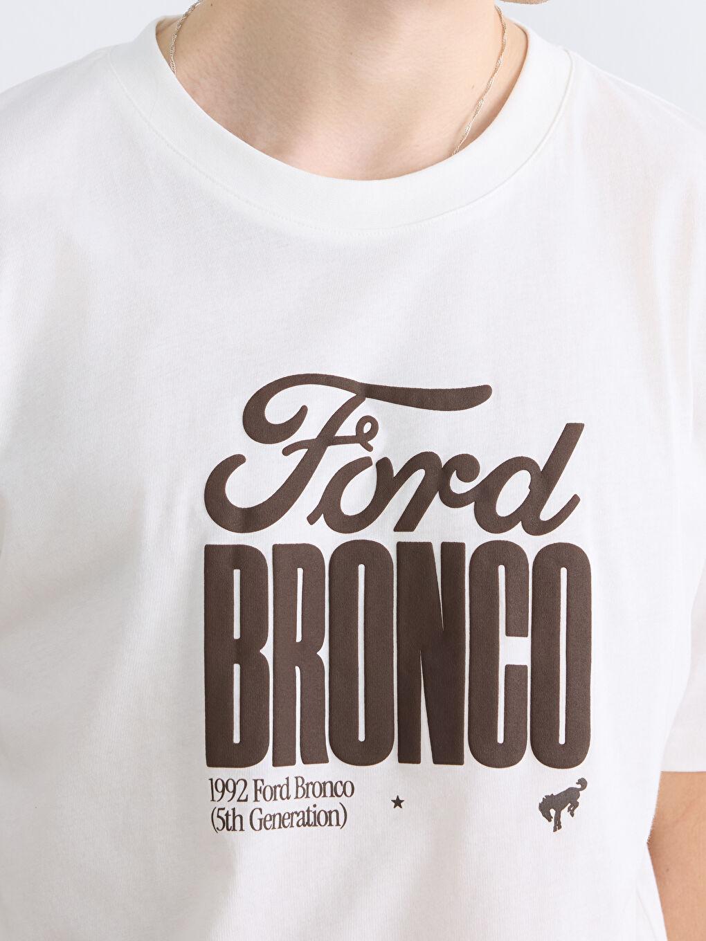 Ekru Bisiklet Yaka Ford Baskılı Erkek Tişört-2