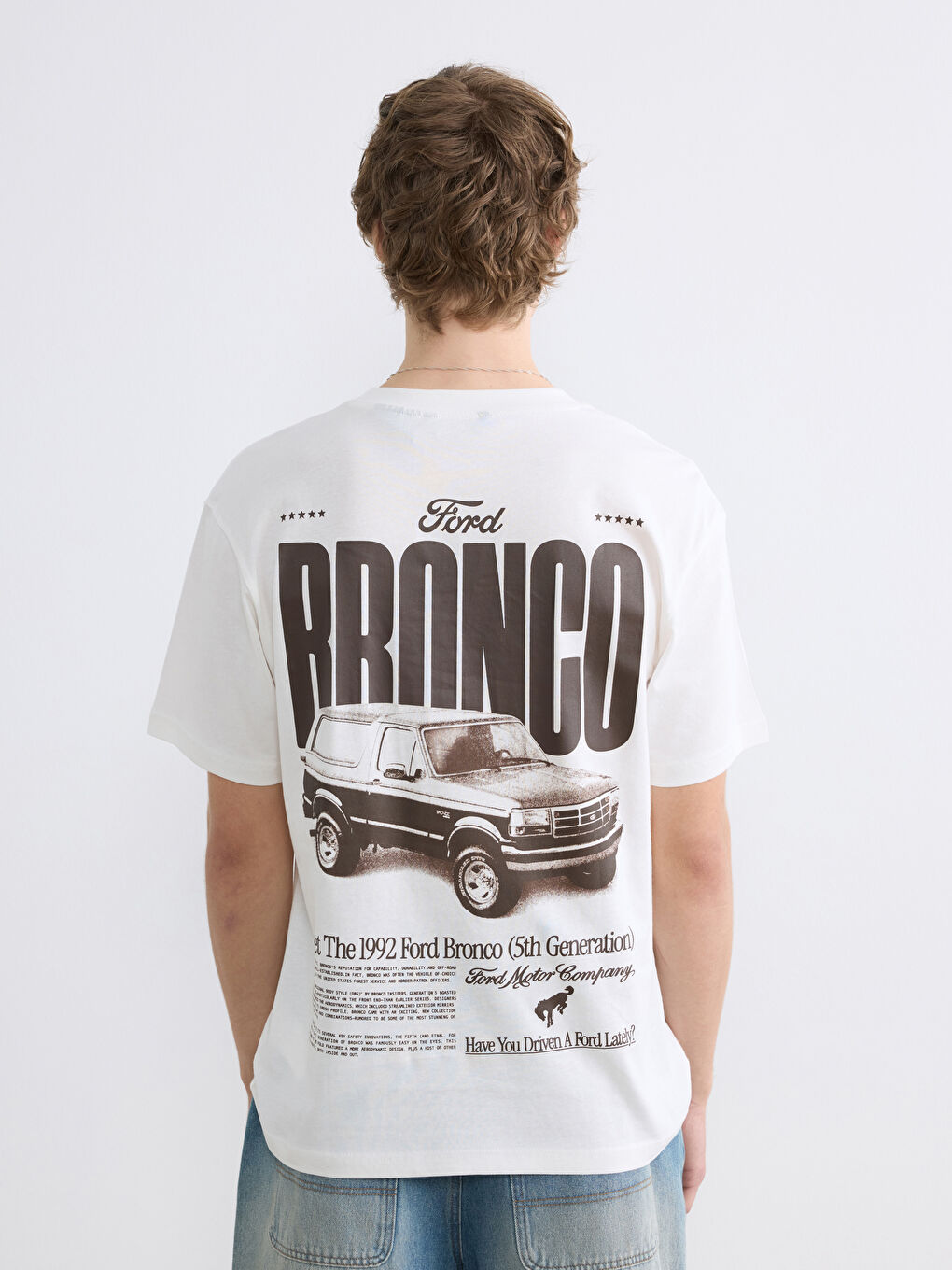 Ekru Bisiklet Yaka Ford Baskılı Erkek Tişört-3