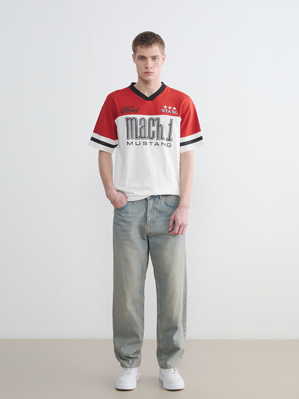 V Neck Ford Printed Men's T-Shirt-1