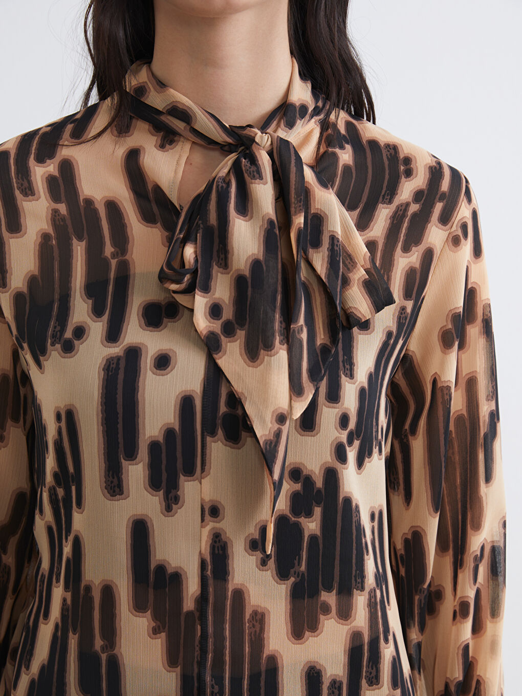 Patterned Chiffon Blouse with a Tie-Neck Collar-4