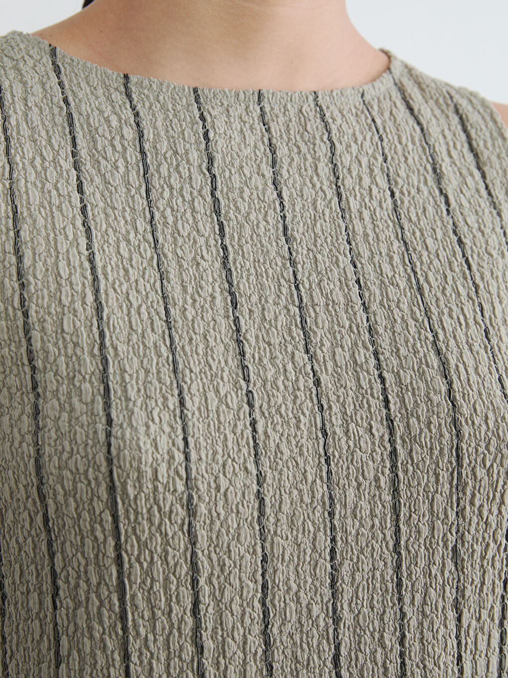 Woman GREEN Tank Top-2