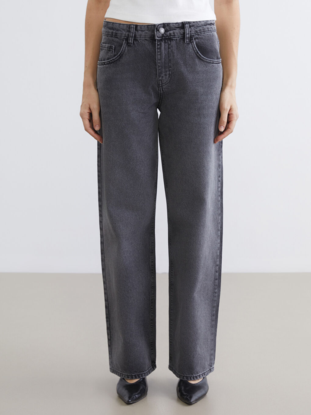 جينز رمادي امرأة-1