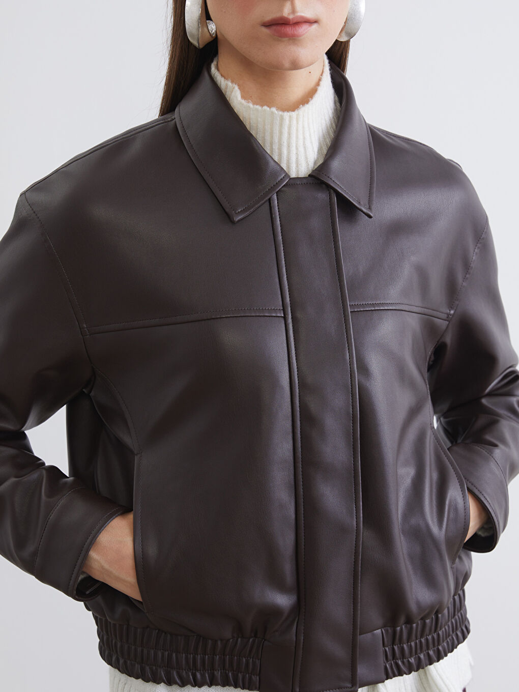 жағалы мойын әйелдерге арналған былғарыға ұқсас күртке-2