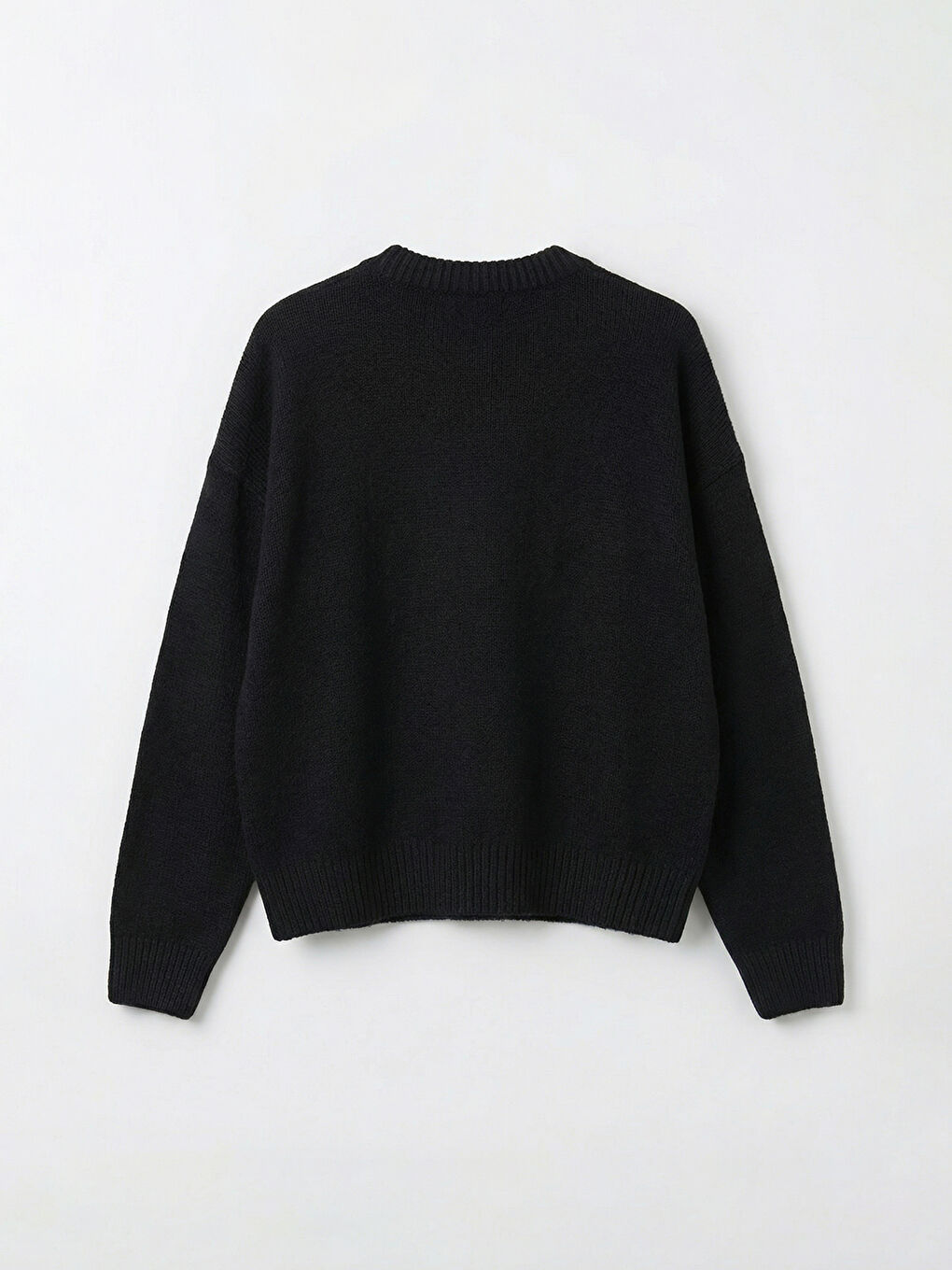 Siyah Bisiklet Yaka Fiyonk İşlemeli Kadın Triko Kazak-1