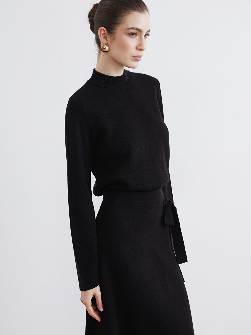 Siyah Yarım Balıkçı Yaka Kadın Triko Kazak