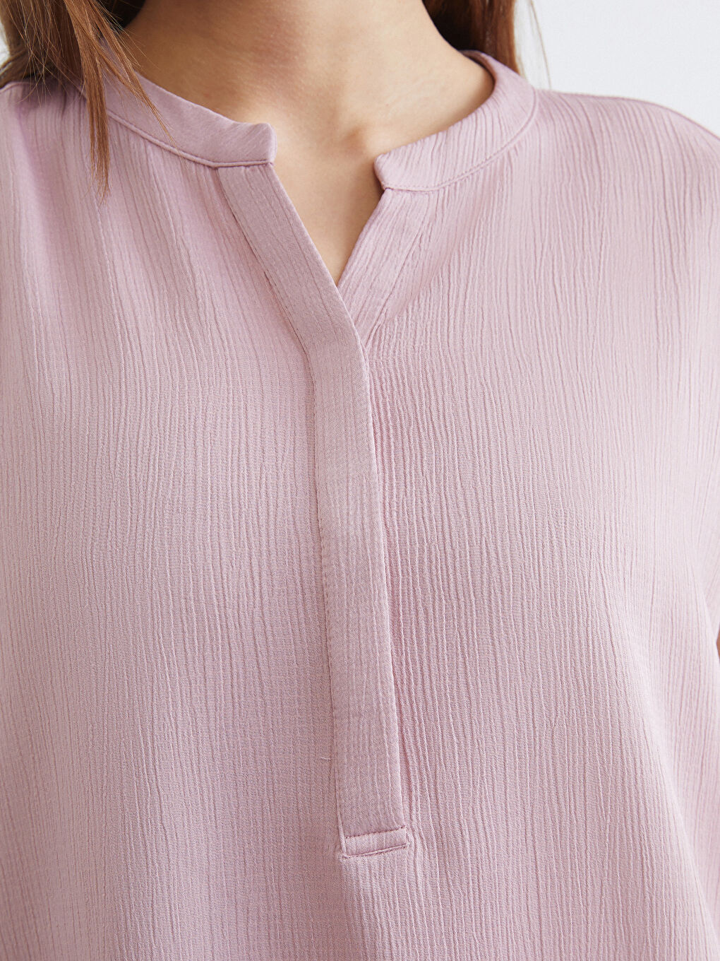 Lila Kaçık Yaka Dokulu Bluz-2