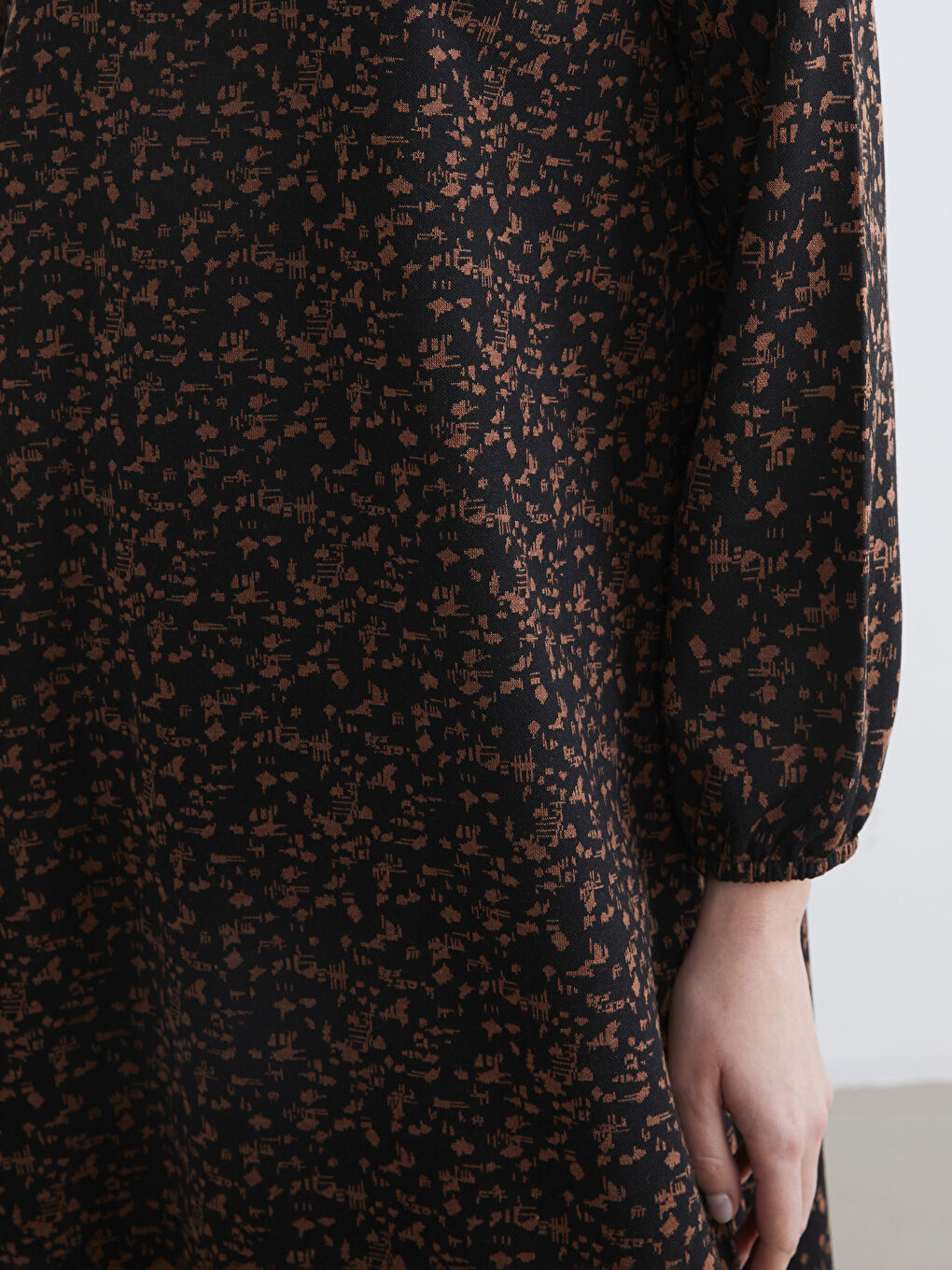 Kahverengi Bisiklet Yaka Desenli Elbise-2