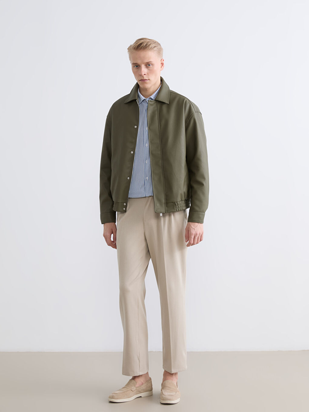 Kahverengi Standart Kalıp Deri Görünümlü Erkek Mont-1