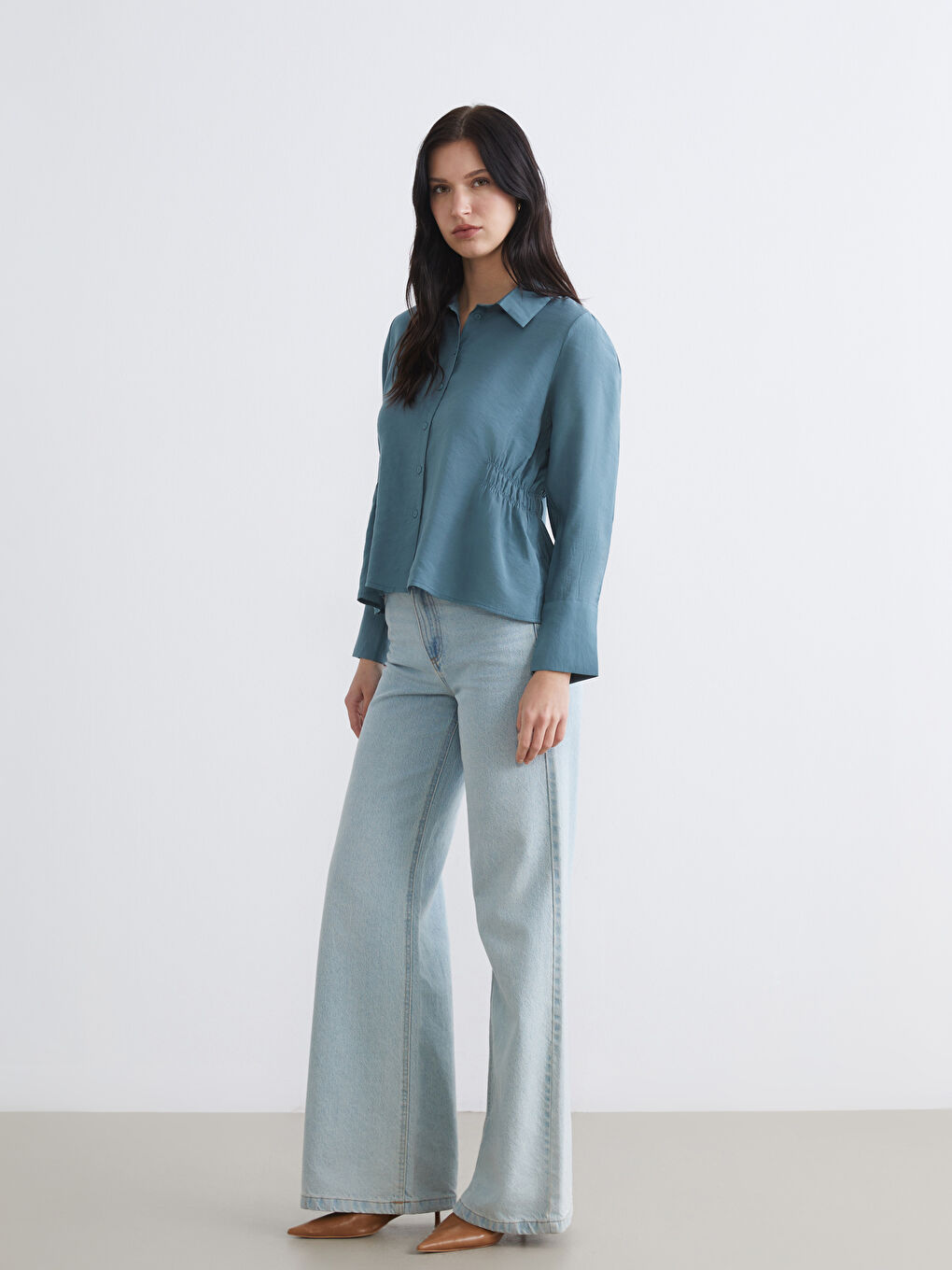 Petrol Beli Büzgülü Kadın Gömlek-1