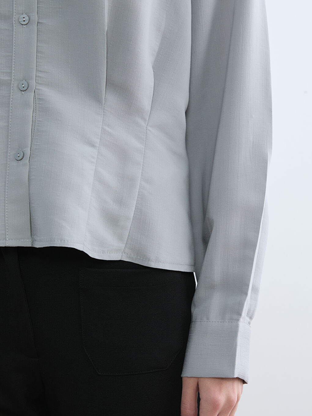 Gri Büzgülü Poplin Kadın Gömlek-2