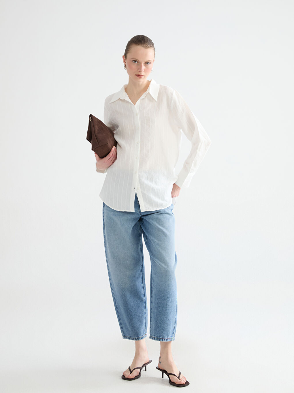 Beyaz Çizgili Kadın Gömlek-1