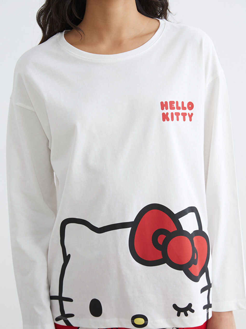 Kırmızı Hello Kitty Baskılı Kadın Pijama Takım-2