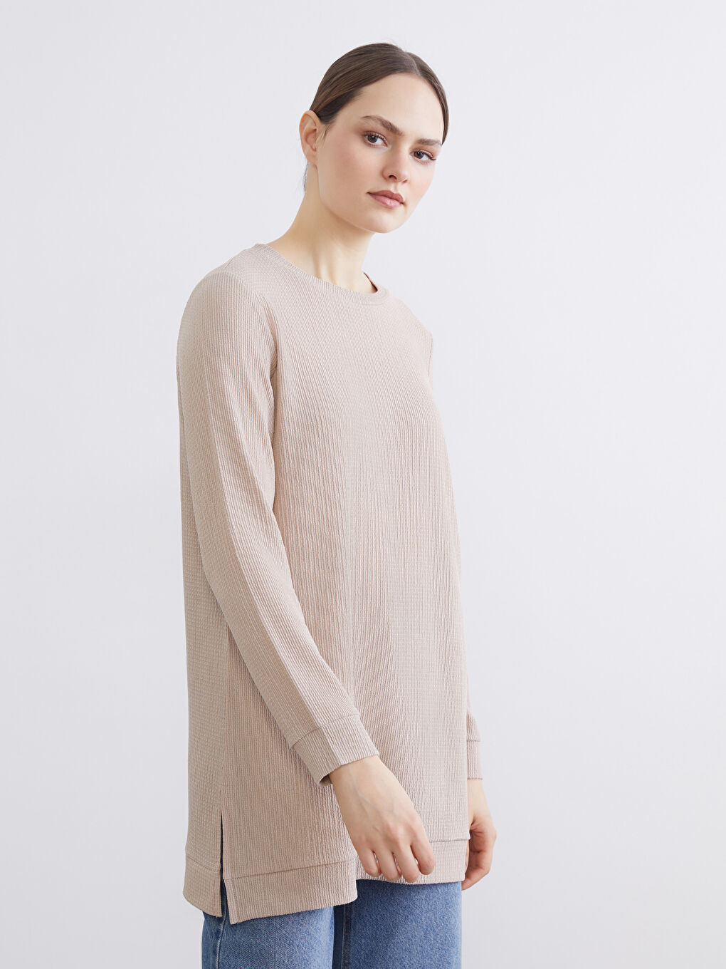 Bej Bisiklet Yaka Dokulu Kadın Tunik	