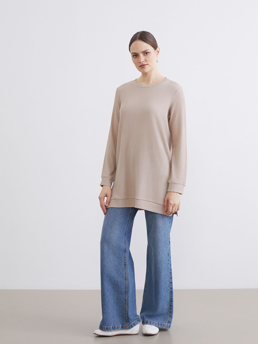 Bej Bisiklet Yaka Dokulu Kadın Tunik	-1