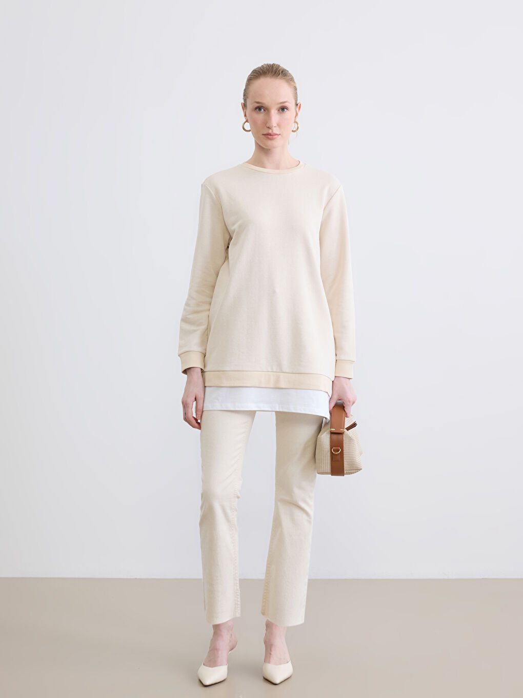 Bej Bisiklet Yaka Kadın Sweatshirt Tunik-1