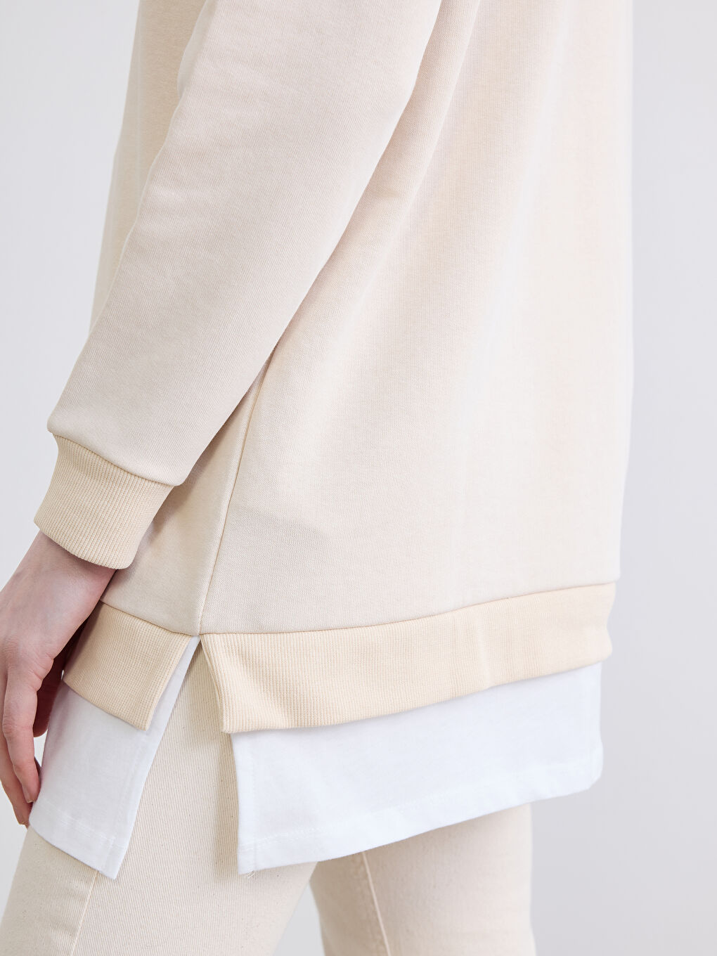 Bej Bisiklet Yaka Kadın Sweatshirt Tunik-2