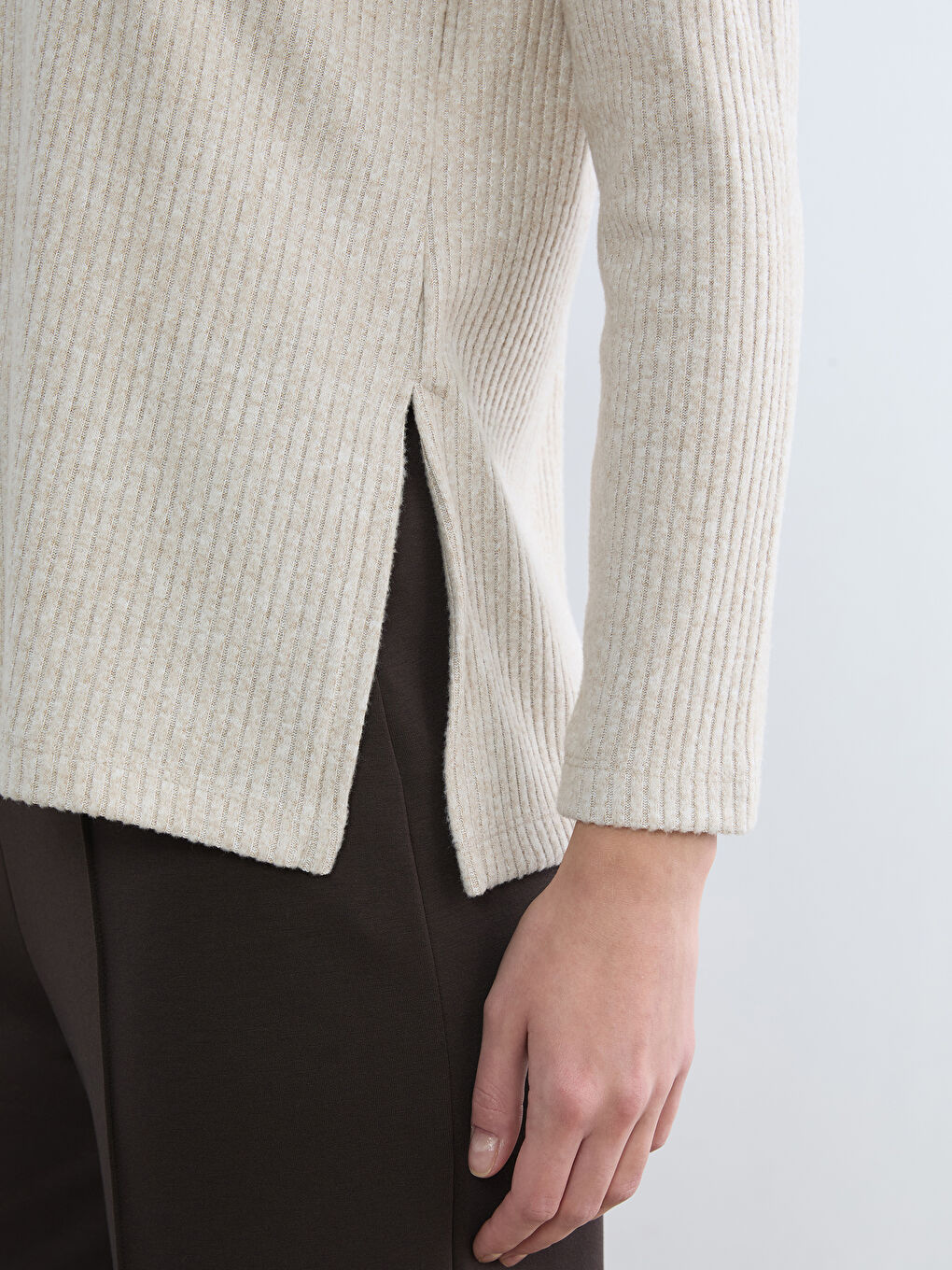 Bej Polo Yaka Fitilli Kadın Sweatshirt	-2