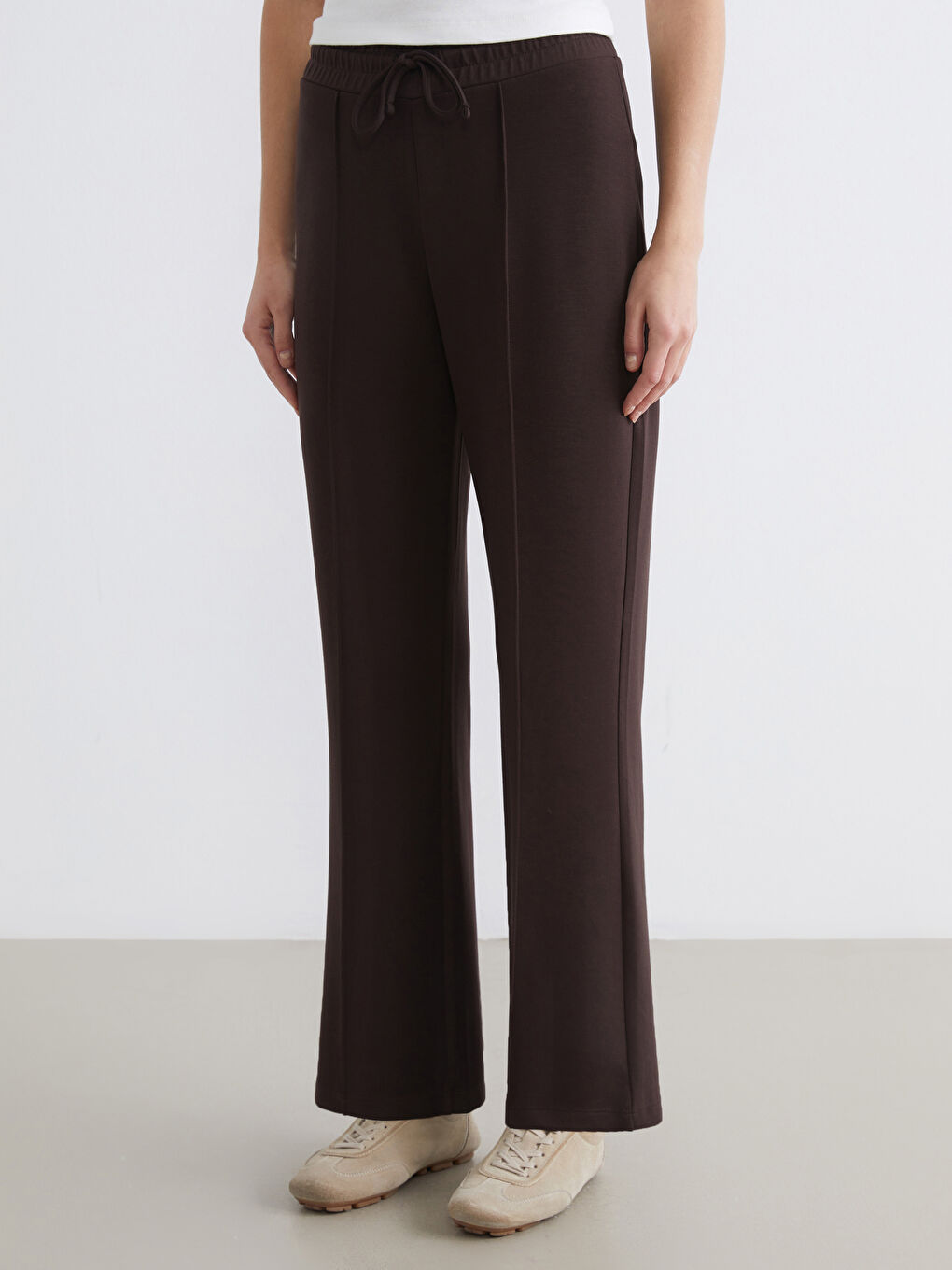 Women's Wide Leg Sweatpants with Elastic Waistband-1