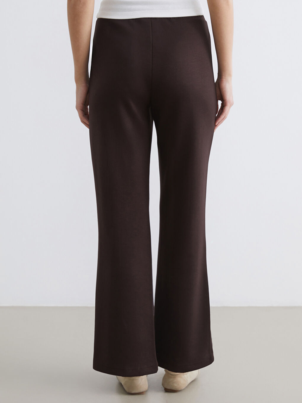 Women's Wide Leg Sweatpants with Elastic Waistband-3