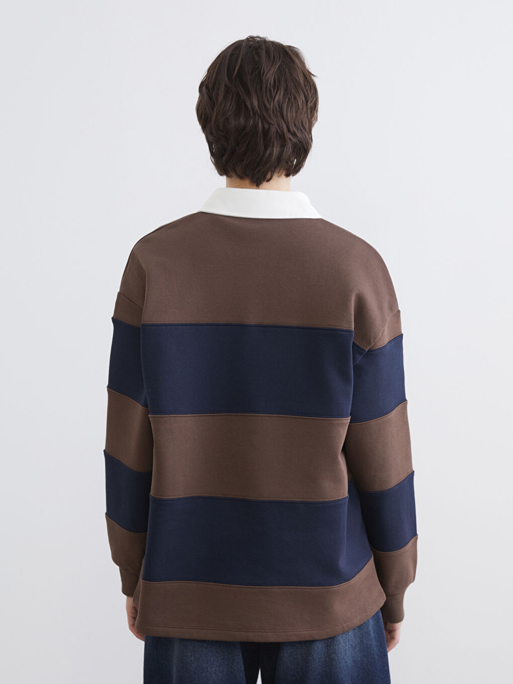 Lacivert Polo Yaka Ayı Nakışlı Kadın Kalın Sweatshirt-3