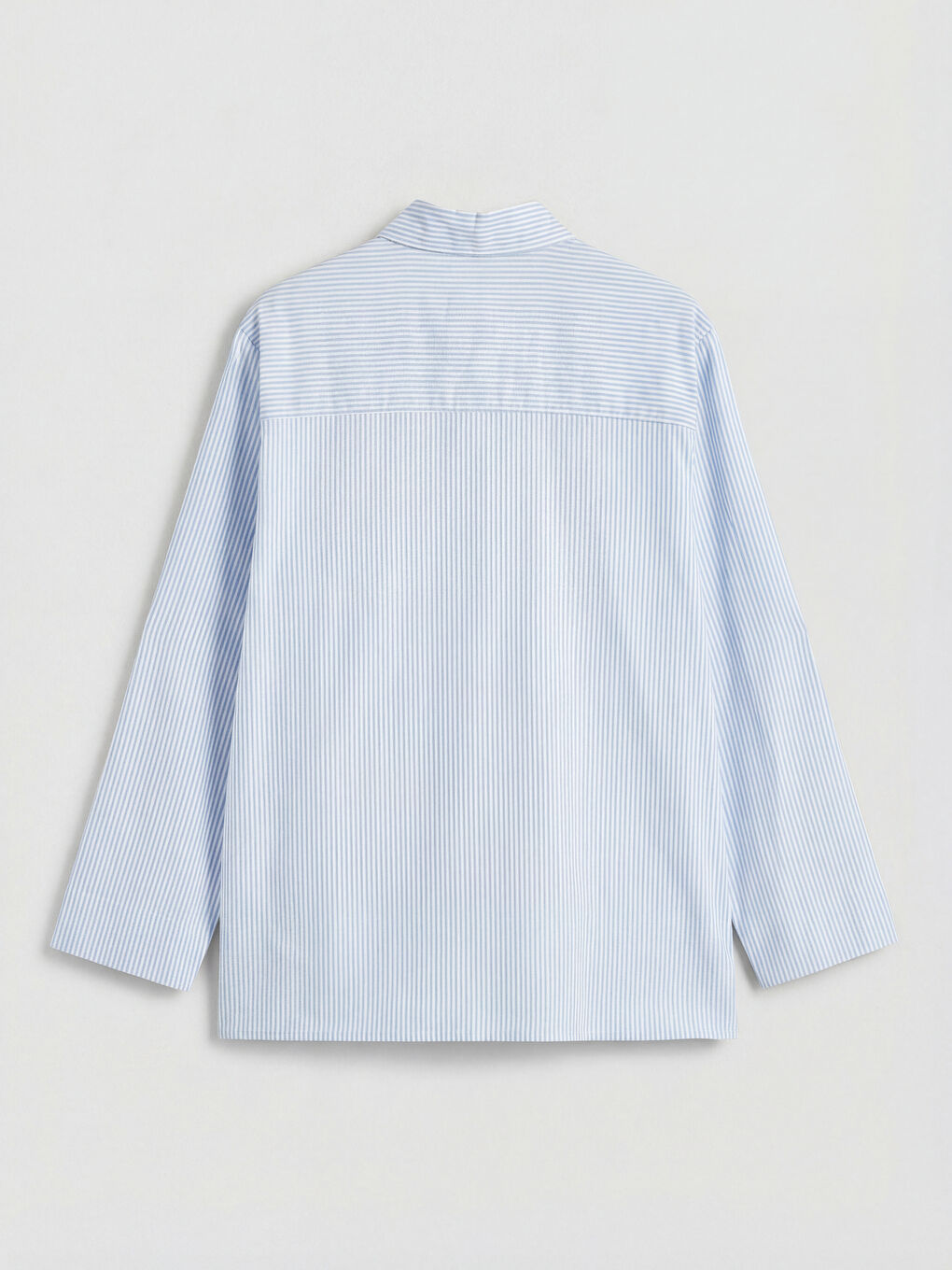 ქალი ლურჯი პერანგი-5