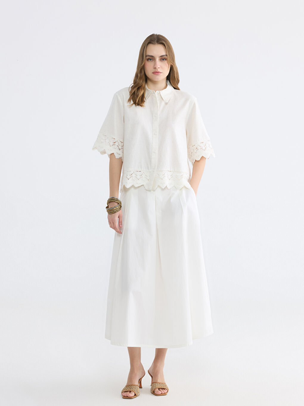 Ženska košulja sa čipkastim detaljima-1