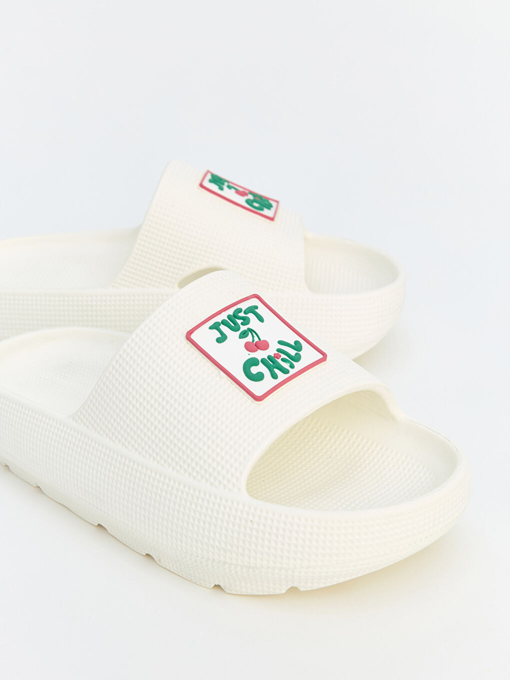 Beyaz Kız Çocuk Slogan Baskılı Terlik-2