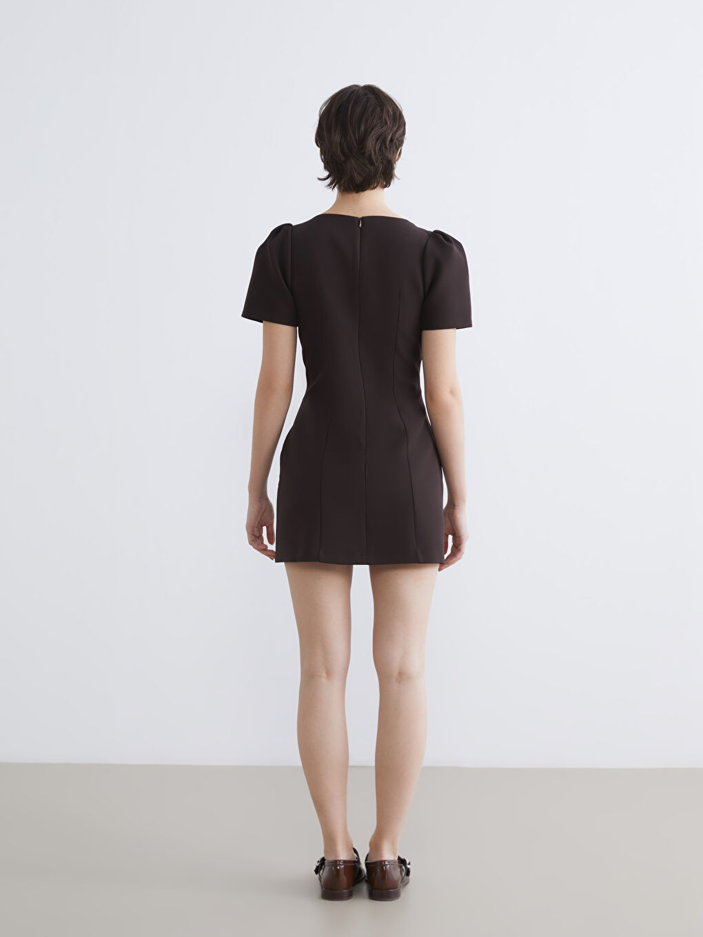 Crew Neck Puff Sleeve Mini Dress-3