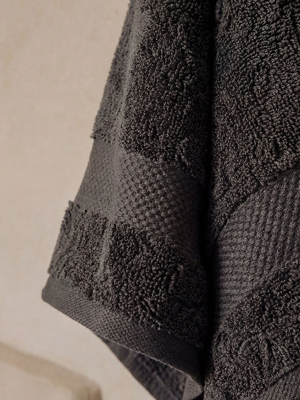 Gri Çizgili Pamuklu Yüz Havlusu 50x80 cm-1