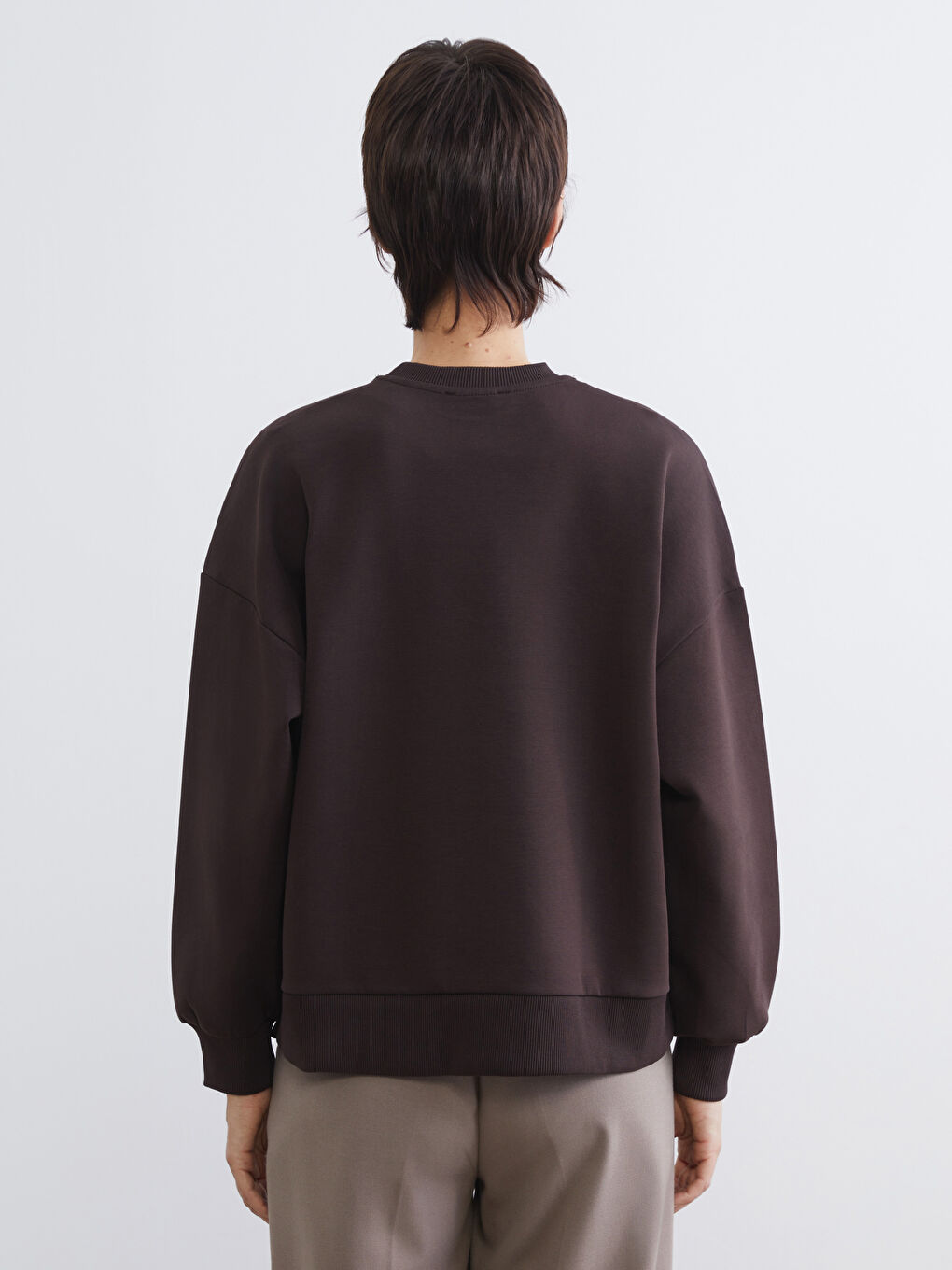 Kahverengi Bisiklet Yaka Oversize Kadın Sweatshirt-3