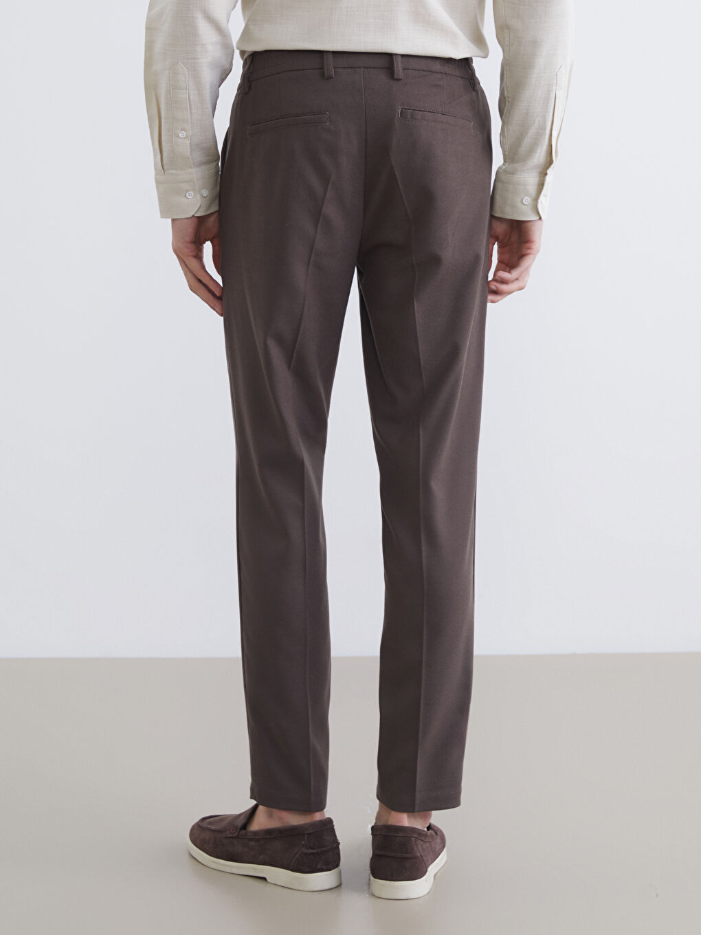 Kahverengi Standart Kalıp Armürlü Erkek Pantolon-3