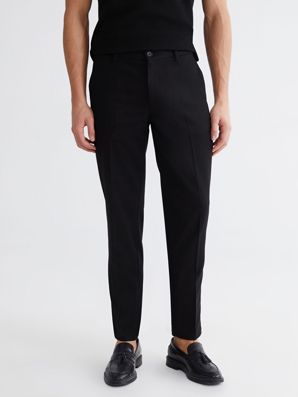 Siyah Standart Kalıp Armürlü Erkek Pantolon-1