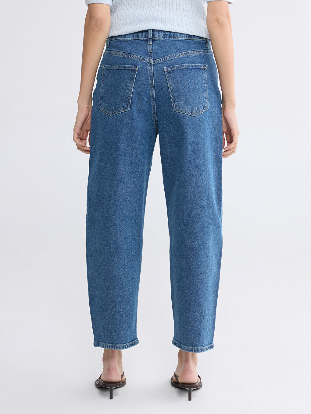 İndigo Barrel Fit Kadın Jean Pantolon-4