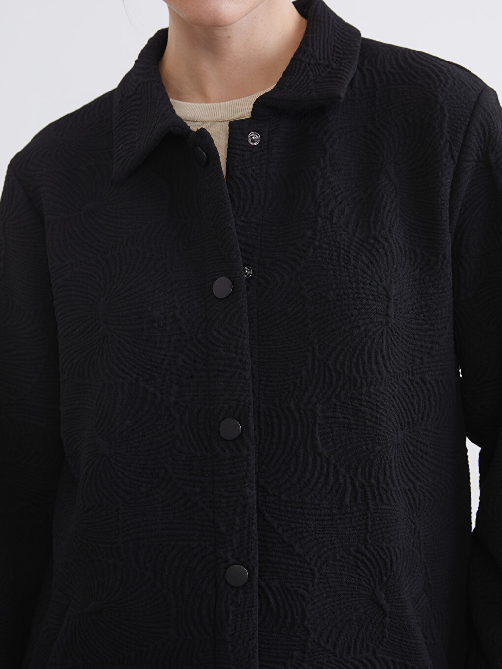 بۆ ژنان عەبایەی نەخشدار بە یه‌خه‌ی كراس-3