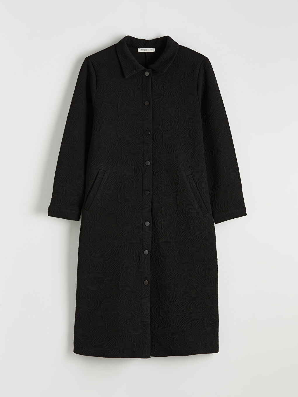 Siyah Gömlek Yaka Kendinden Desenli Kadın Ferace