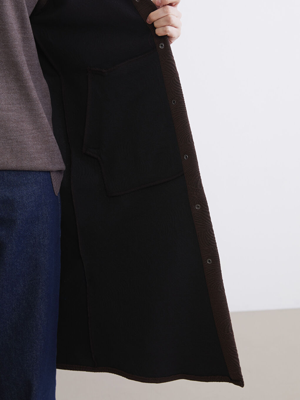 بۆ ژنان عبا بەرزەوە بە کۆڵەی کراوە خۆی-4