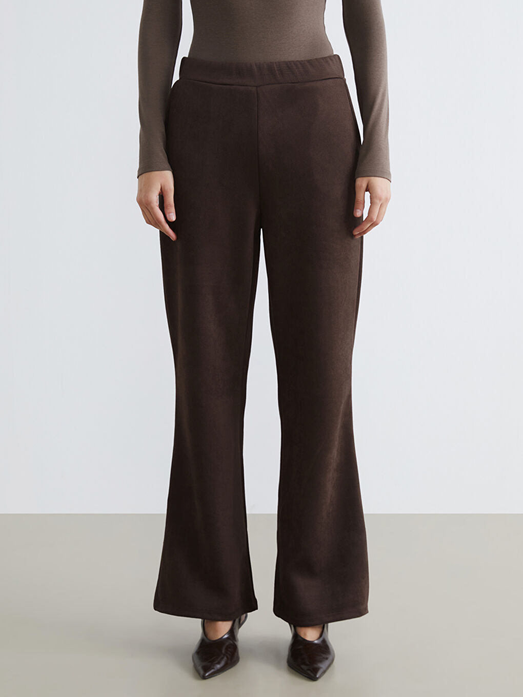 Kahverengi İspanyol Paça Kadın Süet Görünümlü Pantolon-1