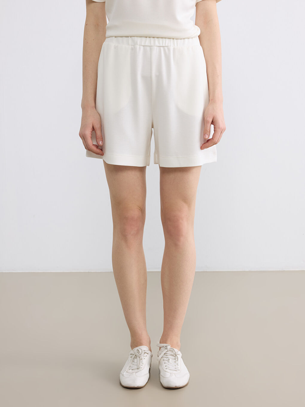 Elastic Waist Soft Touch Women's Shorts-1