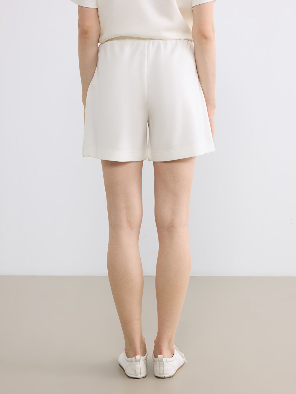 Elastic Waist Soft Touch Women's Shorts-3