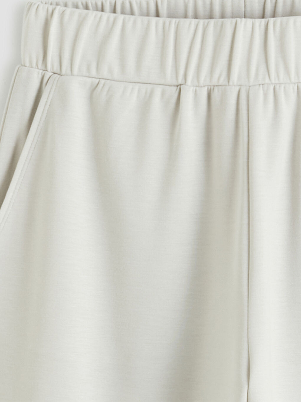 Elastic Waist Soft Touch Women's Shorts-6