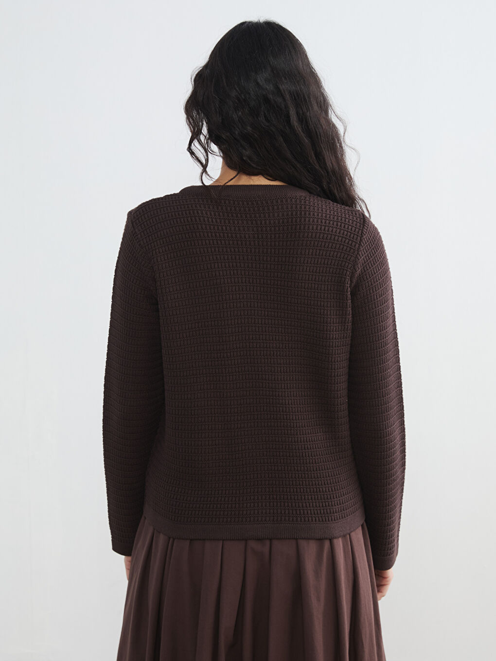 Kahverengi Bisiklet Yaka Dokulu Kadın Triko Hırka-3