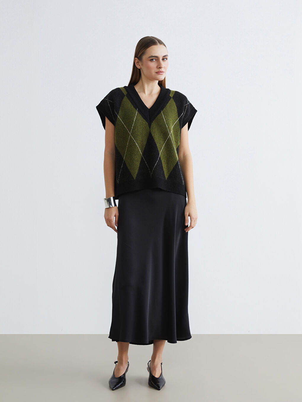 Siyah Baklava Desenli Kadın Triko Süveter-1