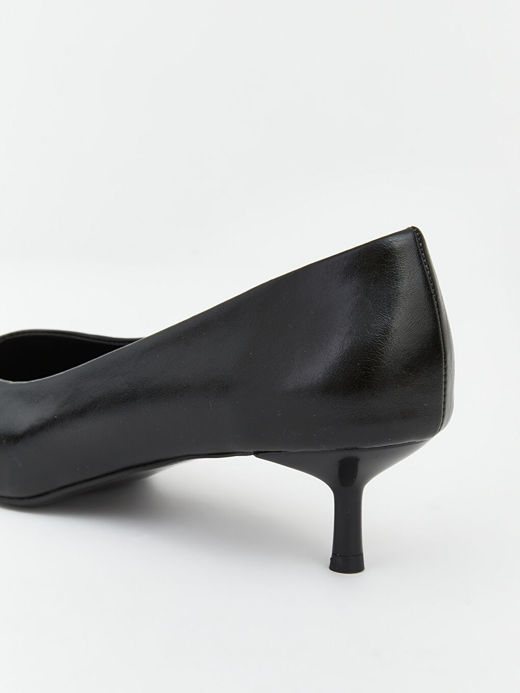 Siyah Sivri Burun Kadın Topuklu Ayakkabı-4