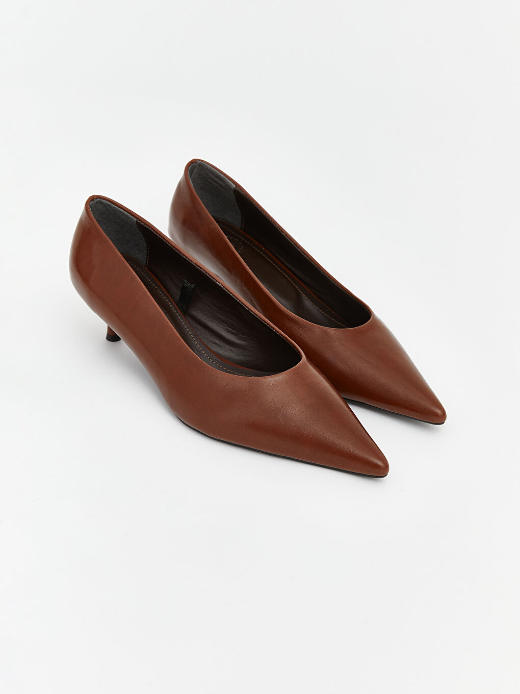 Kahverengi Sivri Burun Kadın Topuklu Ayakkabı