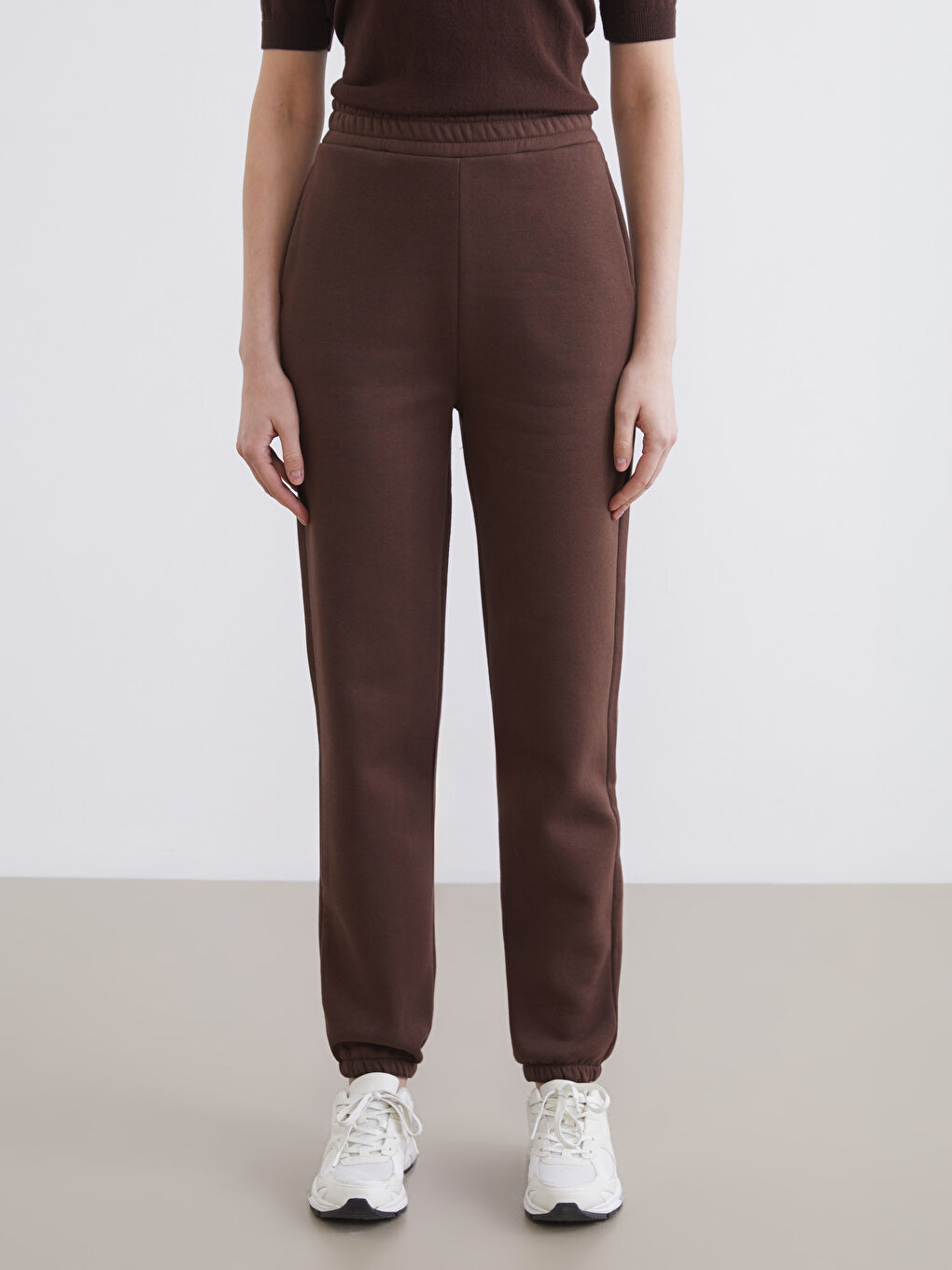 Kahverengi Beli Lastikli Kadın Jogger Eşofman Altı-1