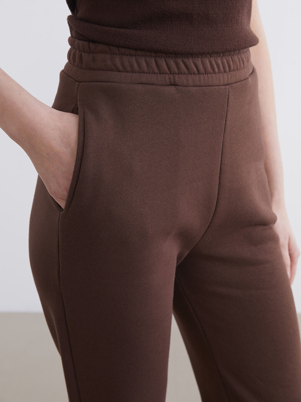 Kahverengi Beli Lastikli Kadın Jogger Eşofman Altı-2
