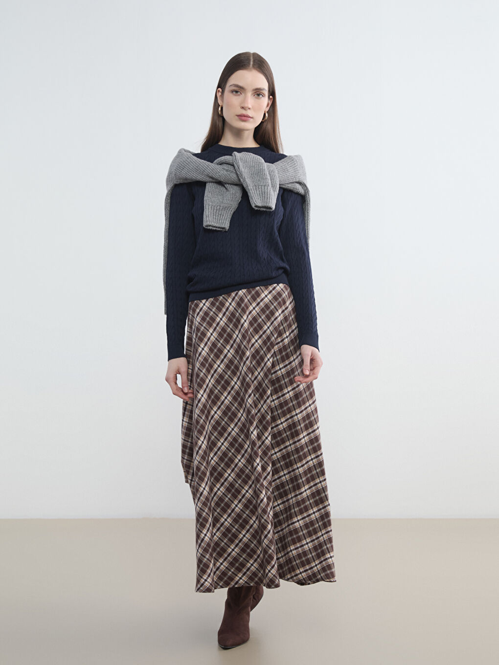 Crew Neck Self-Patterned Women's Knitwear Sweater-1