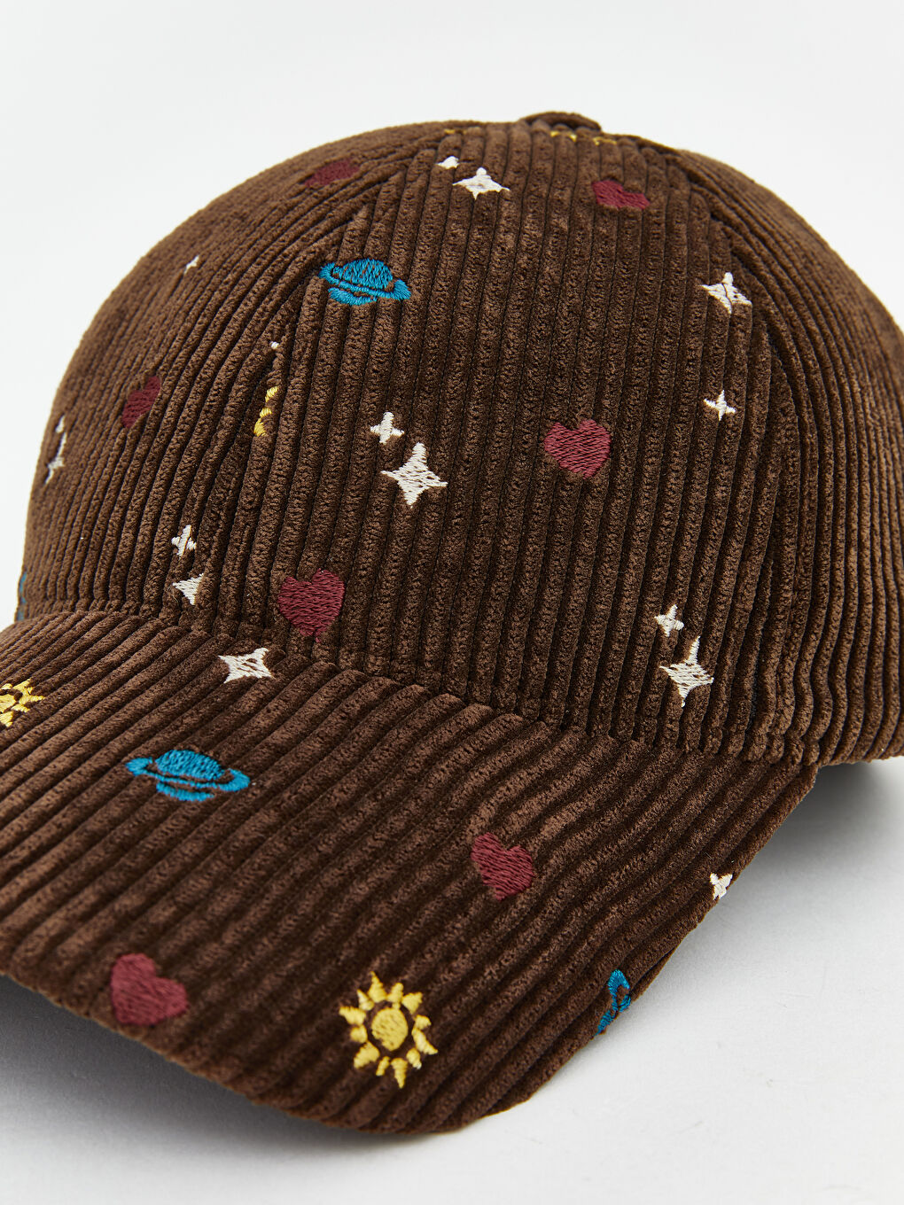 Kahverengi Nakışlı Kadın Kep Şapka-1
