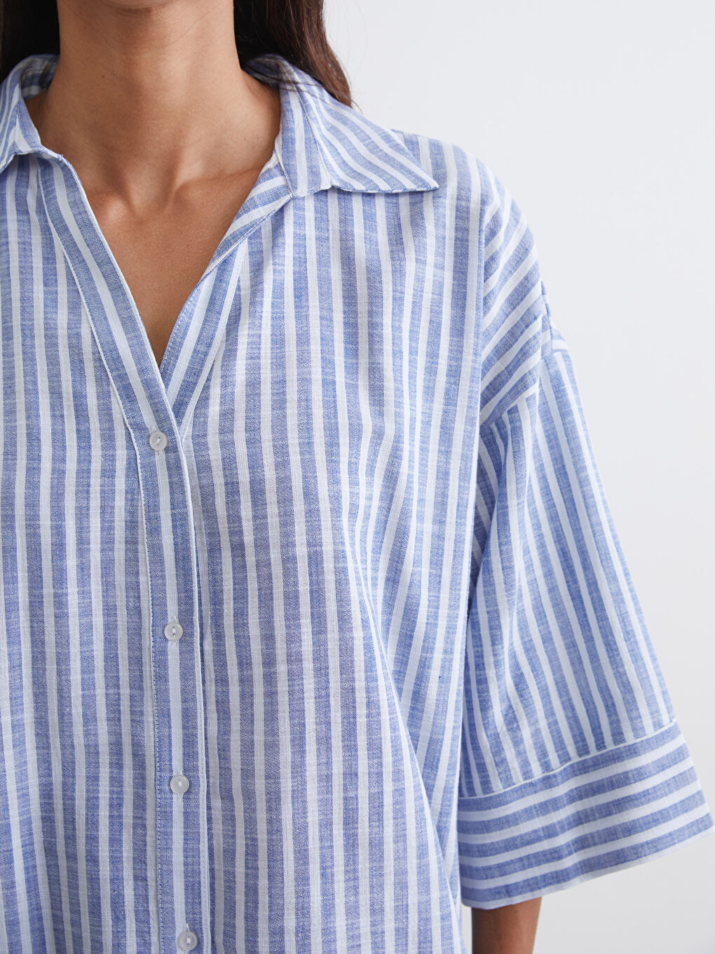 Mavi Çizgili Oversize Poplin Kadın Gömlek-2